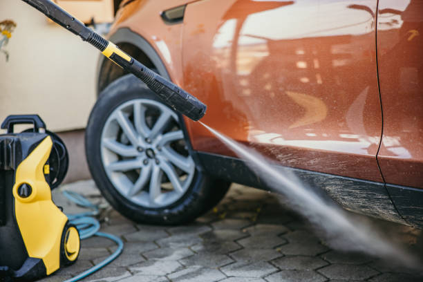 Best Garage Pressure Washing  in Maplewood, MN